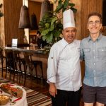Bahia à Mesa no Gero Salvador - Chef Bahia e Nando Reis